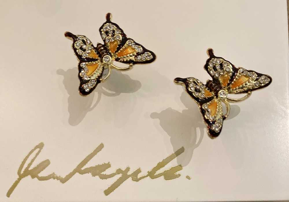 Butterflies in Perfect Harmony Wall Art White-1